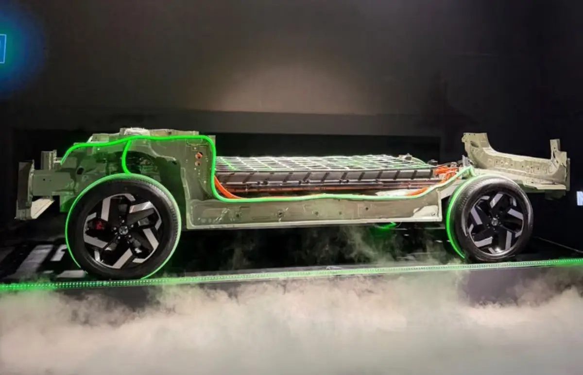 MG Motor Unveils Drive.NEV Tech & Modular ADAPT Platform Featured Image